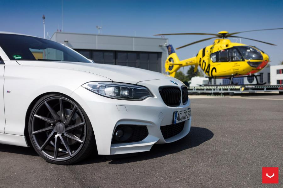 Детали экстерьера BMW 2-Series on Vossen Wheels (CVT) 2017 года  (фото 31 из 46)